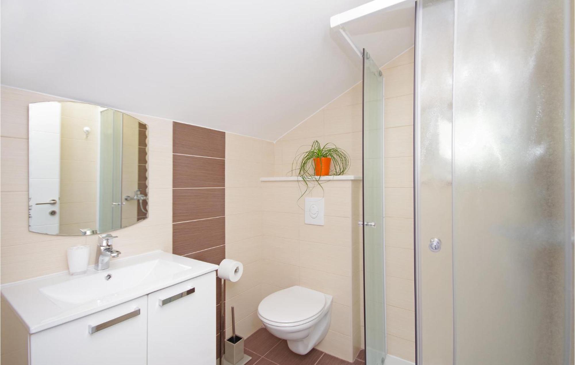 Awesome Home In Drvenik With Wifi 외부 사진