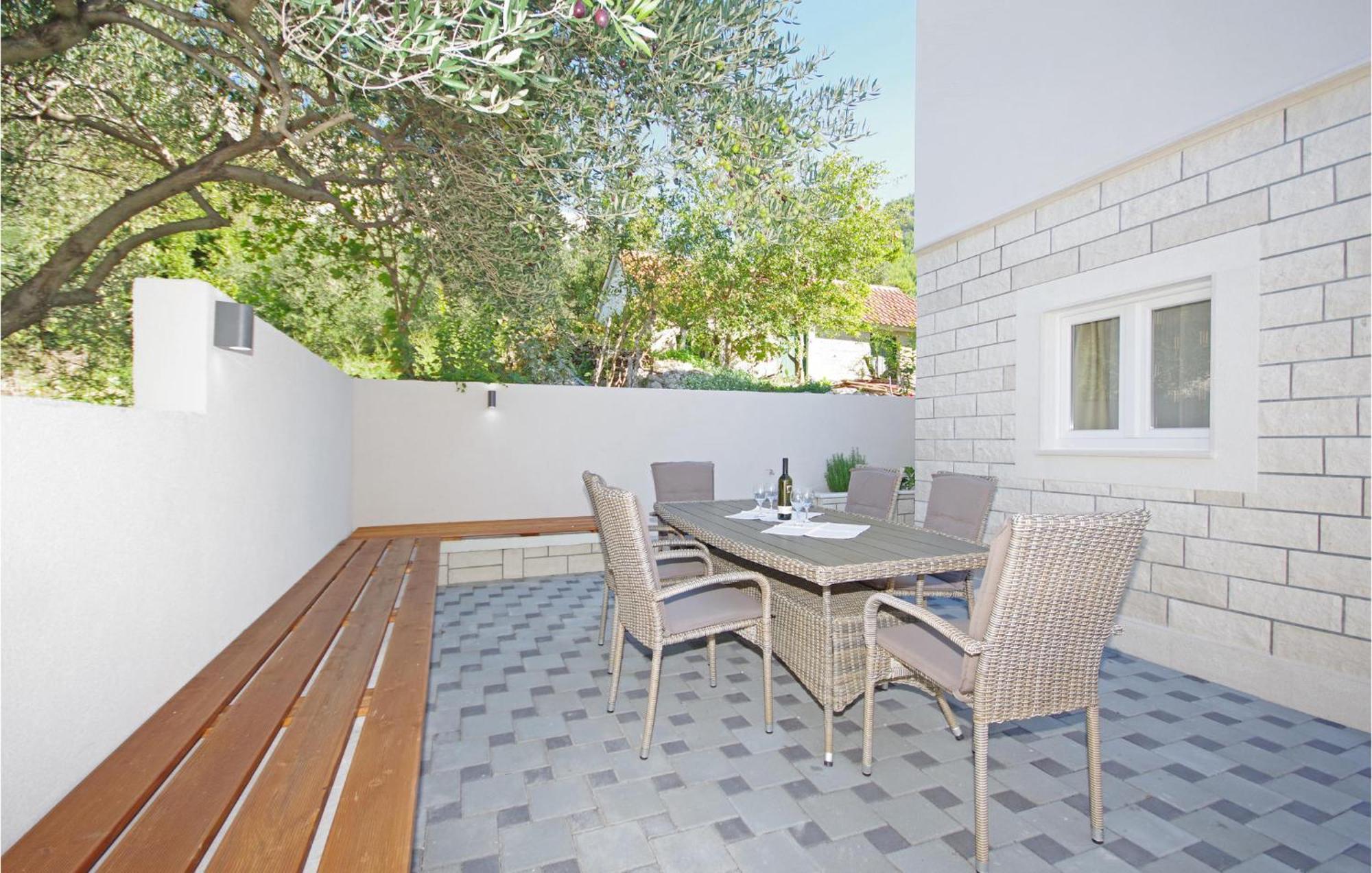 Awesome Home In Drvenik With Wifi 외부 사진
